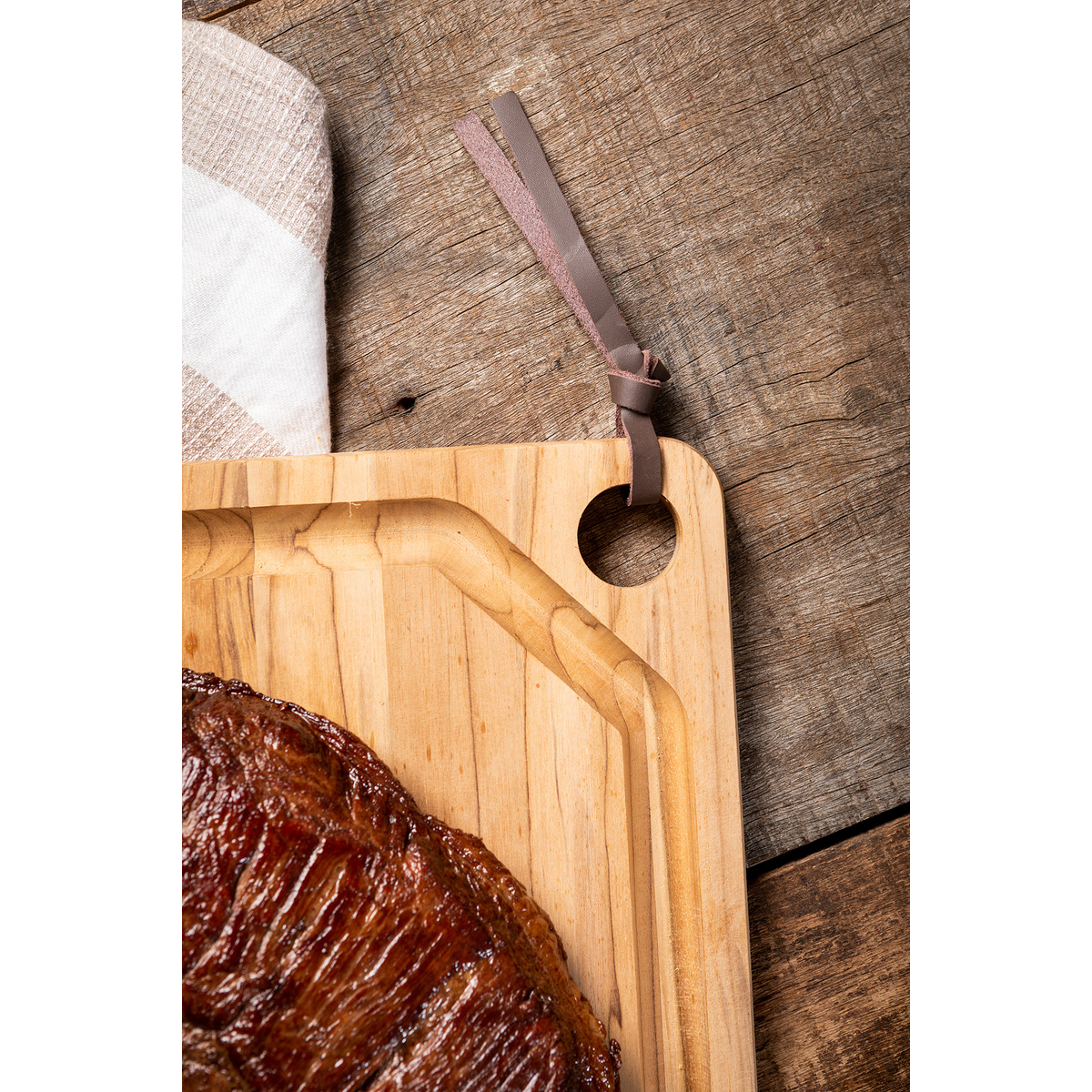 T&aacute;bua para Churrasco Tramontina Retangular em Madeira Mista com Acabamento Natural 60x35,9 cm - SKU 13215052 - 2 image number 1