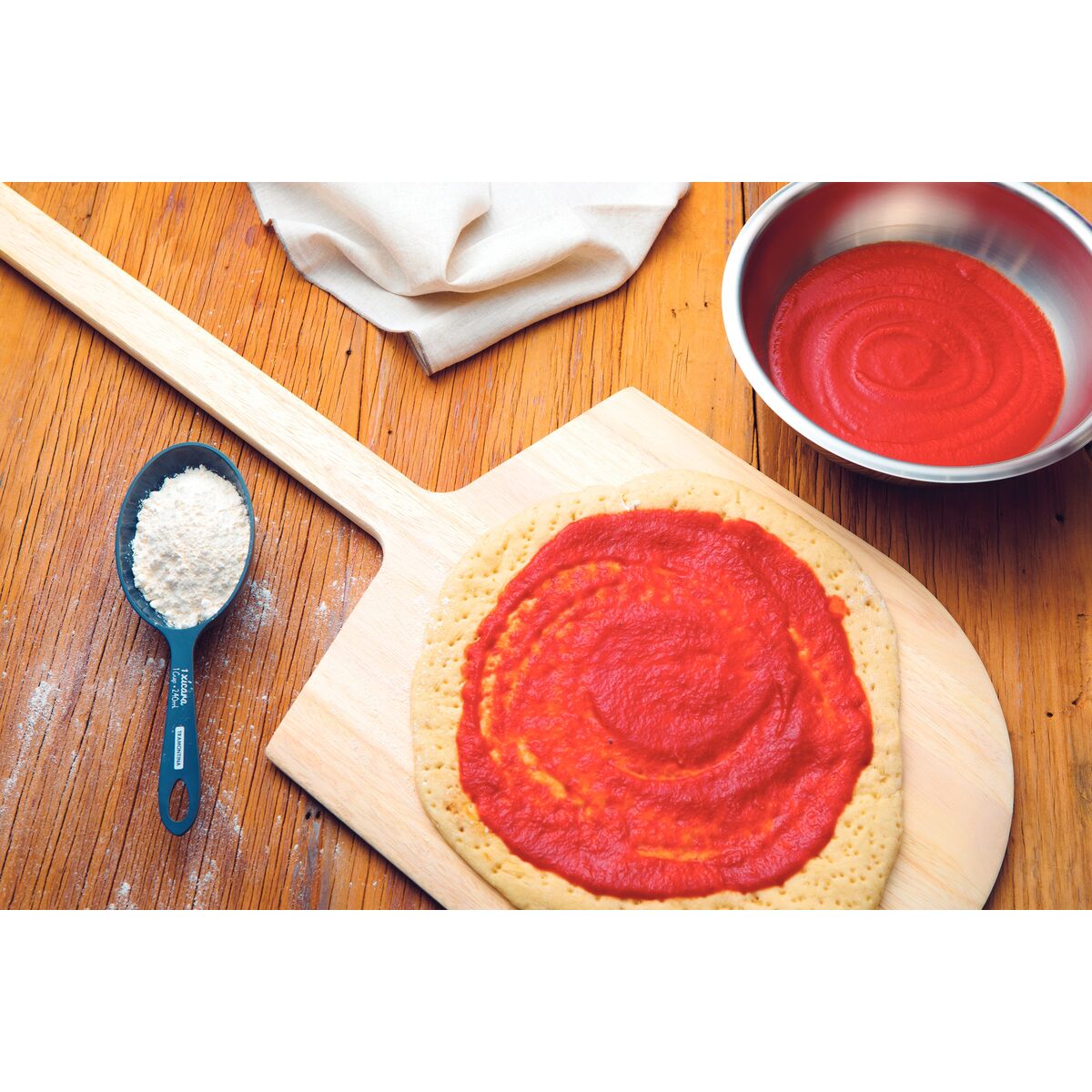 P&aacute; para Pizza Tramontina Util&iacute;nea em Madeira Tauari com Cabo M&eacute;dio 91,4x30,4cm - SKU 13269182 - 3 image number 2