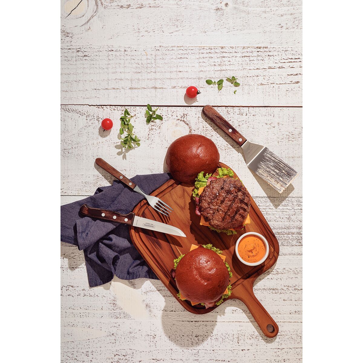 T&aacute;bua para Steak Tramontina Provence em Madeira Teca FSC com Cabo 40x27 cm - SKU 13410359 - 2 image number 1