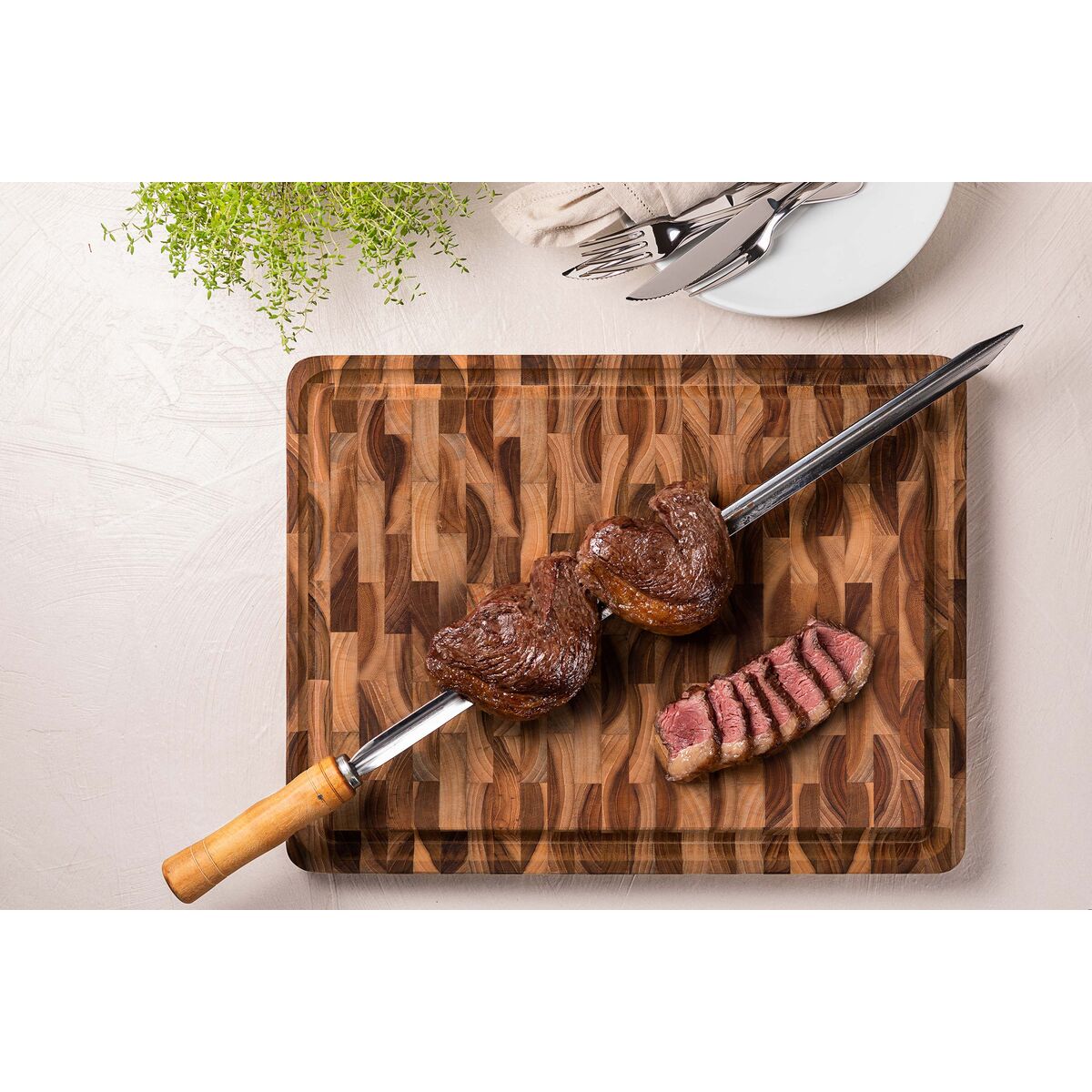 T&aacute;bua Cubus para Churrasco Tramontina Retangular em Madeira Invertida Teca com Acabamento em &Oacute;leo Mineral 45x34 cm. - SKU 13460351 - 16 image number 15