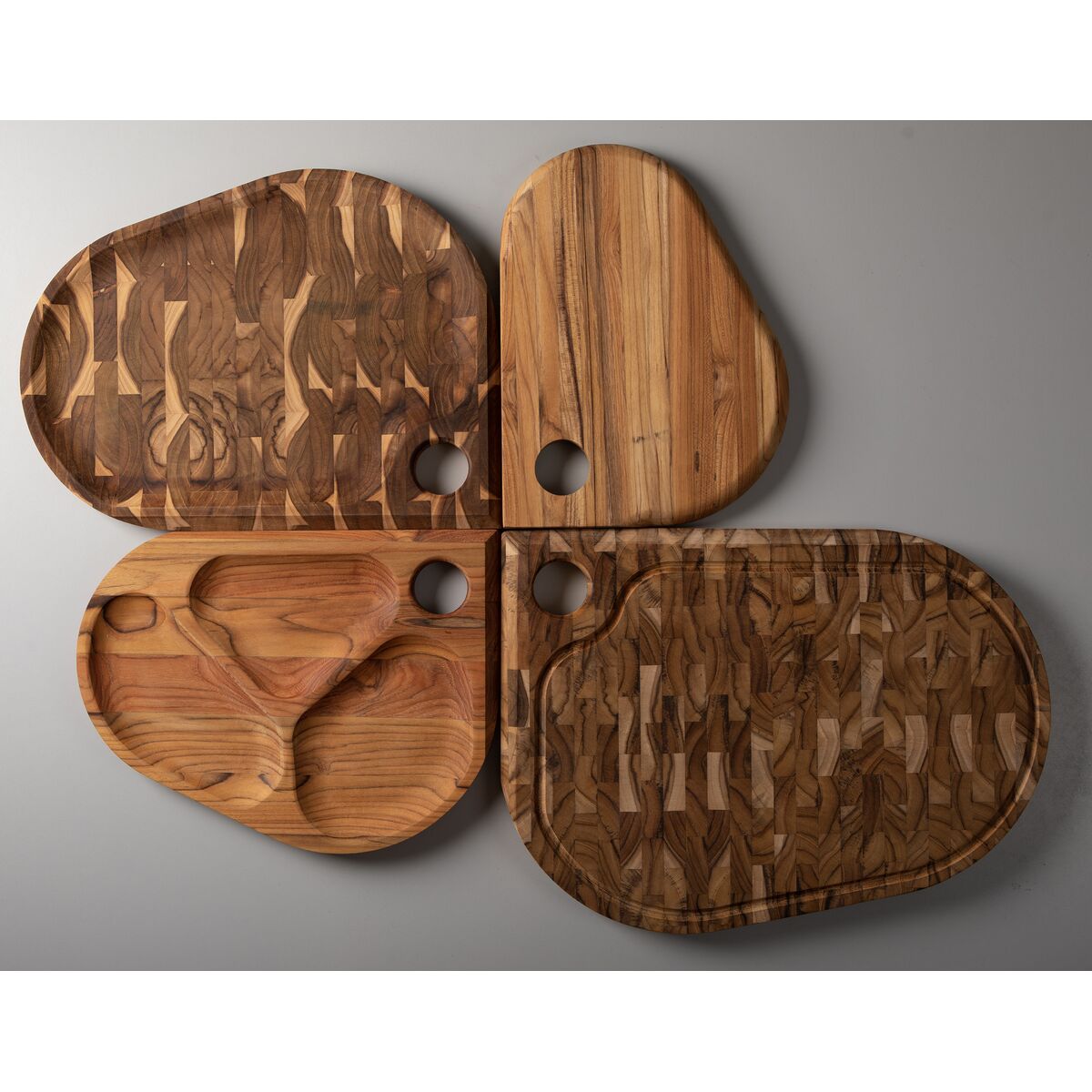 T&aacute;bua para Churrasco Tramontina Fol&iacute;um em Madeira Teca FSC com acabamento em &Oacute;leo de 45 cm - SKU 13583351 - 4 image number 3