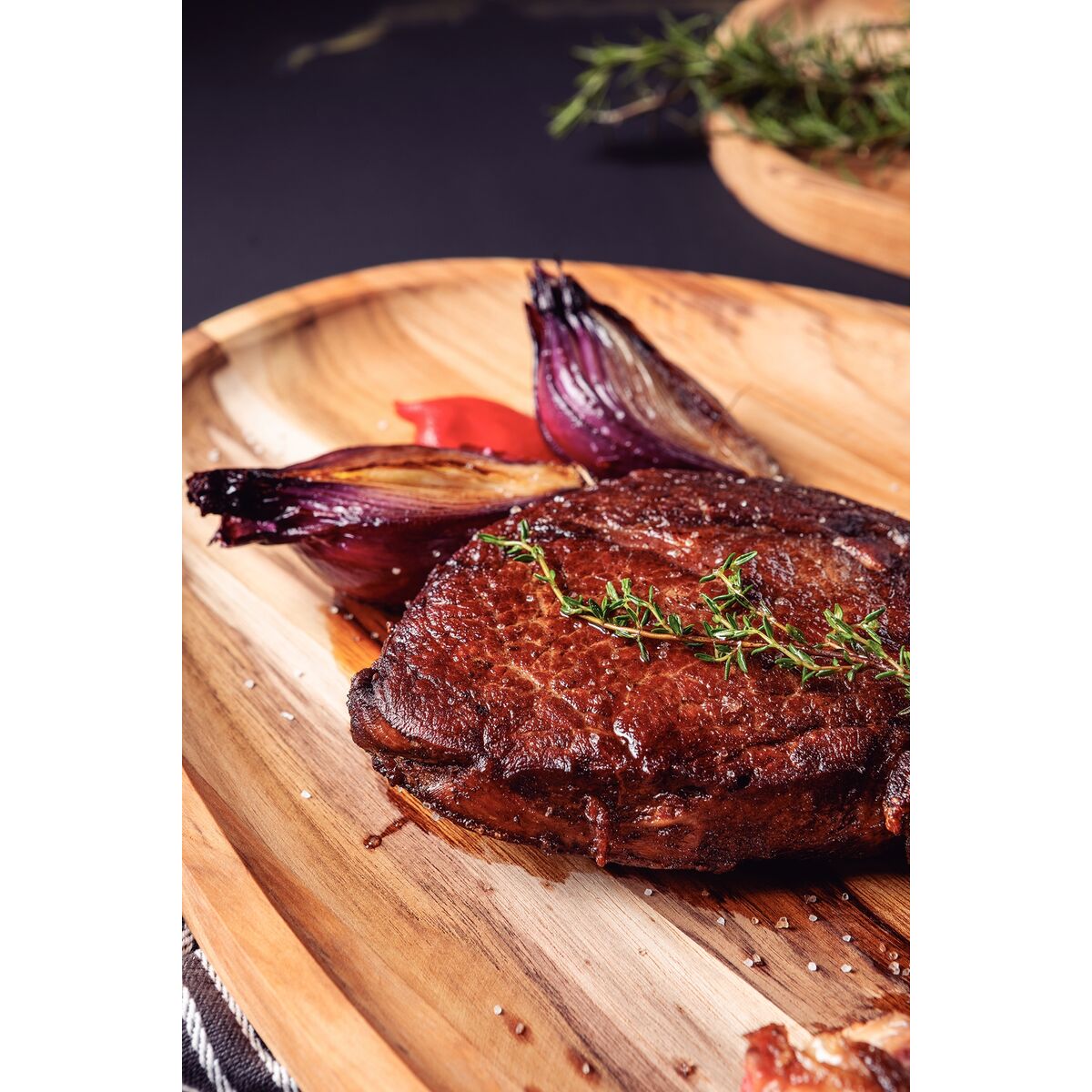 Bandeja Org&acirc;nica Churrasco Tramontina em Madeira Teca FSC com Acabamento em &Oacute;leo Mineral 44x33 cm - SKU 13606351 - 3 image number 2