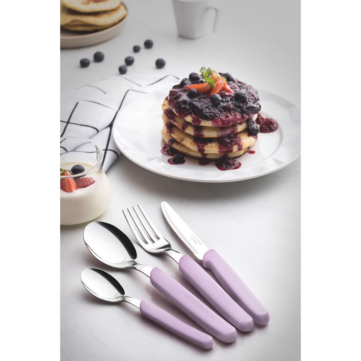 Faqueiro Tramontina Carmel com L&acirc;minas em A&ccedil;o Inox e Cabos de Polipropileno P&uacute;rpura Claro 24 Pe&ccedil;as Cor Lil&aacute;s - SKU 23499032 - 3 image number 2