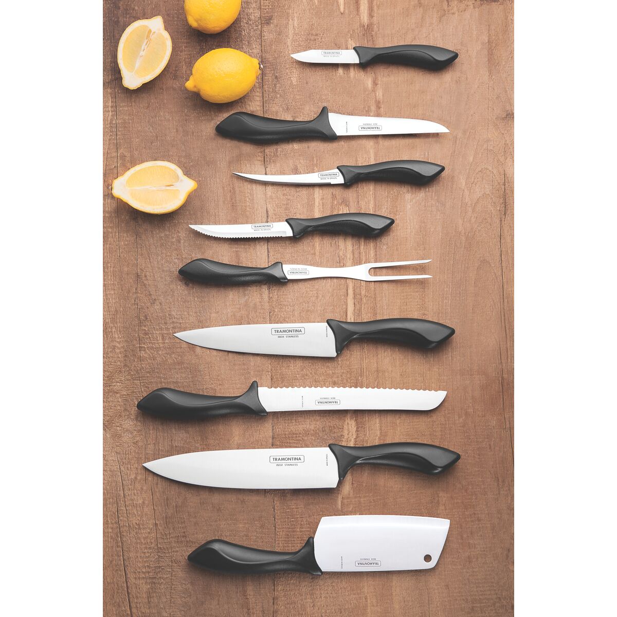 Tabla para cortar pan con cuchillo de acero