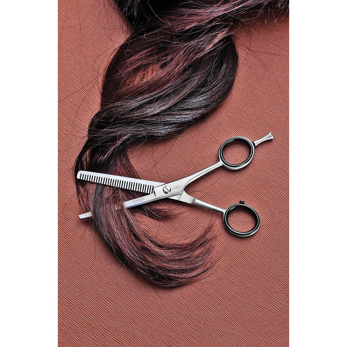 Tesoura Profissional para Cabelo Tramontina em A&ccedil;o Inox com Fio Desbaste 5,5" - SKU 25982005 - 3 image number 2