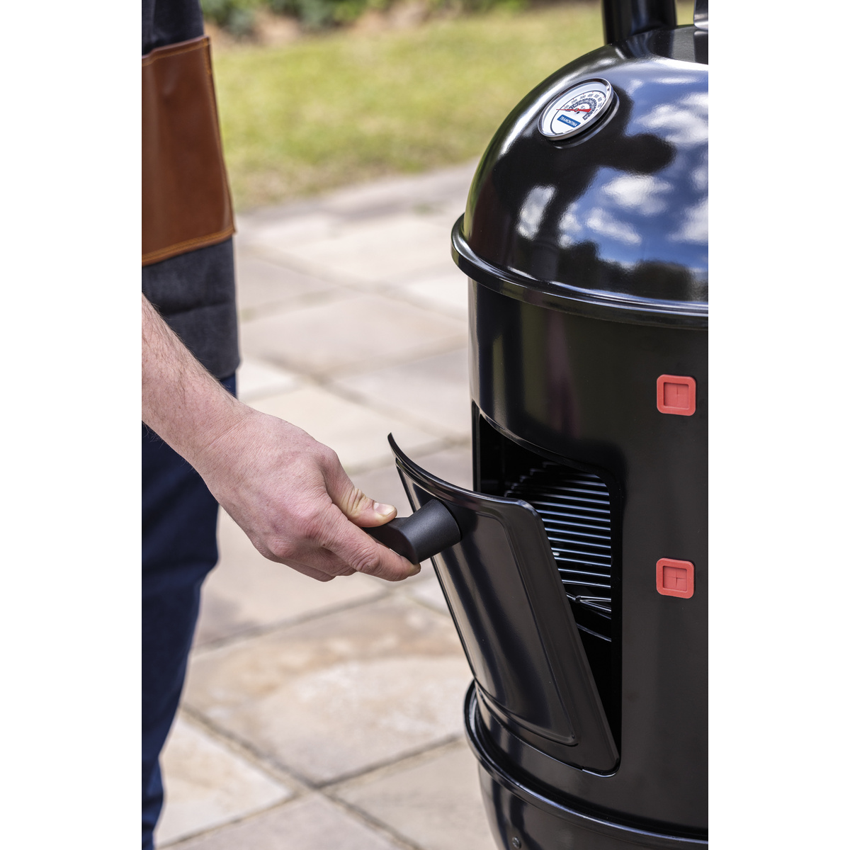 Churrasqueira a Carv&atilde;o Tramontina Smoker TCP-450 3 em 1 - SKU 26500004 - 8 image number 7