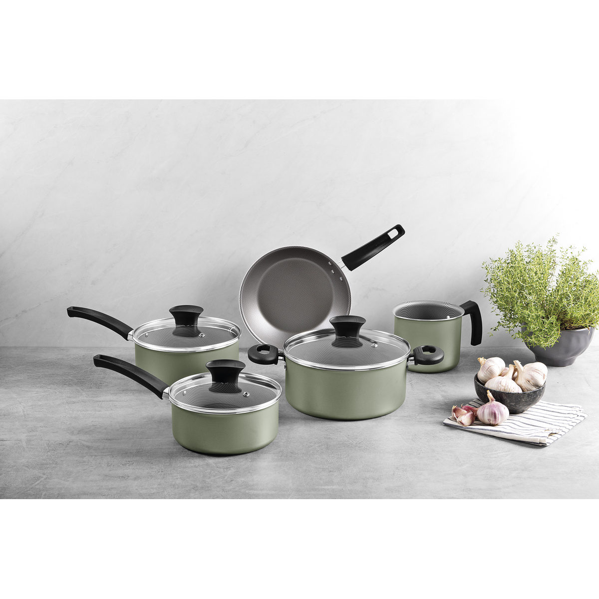 Jogo de Panelas Tramontina Michigan em Alum&iacute;nio com Revestimento Interno e Externo Antiaderente Starflon Max Verde Oliva 5 Pe&ccedil;as Cor Verde - SKU 28299297 - 7 image number 6