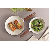 Jogo de Frigideiras Tramontina Veronese em Alum&iacute;nio Reciclado com Revestimento Interno Cer&acirc;mico e Externo Siliconado Argila 2 Pe&ccedil;as - SKU 28699415 - 7 image number 6