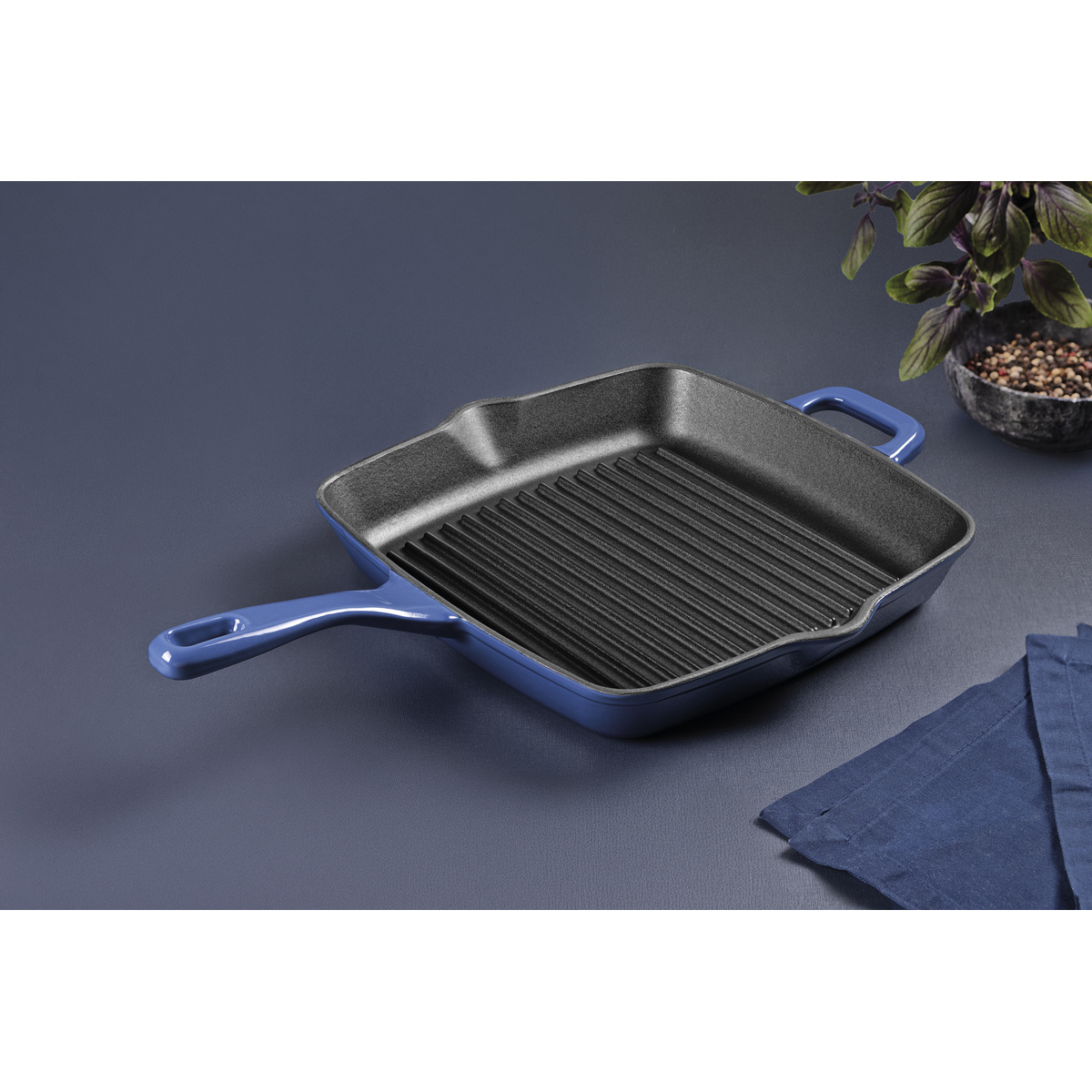 Bistequeira Tramontina Ampezzo em Ferro Fundido com Revestimento Interno e Externo Esmaltado Azul 27 cm 2,4 L Cor Azul - SKU 28750127 - 4 image number 3