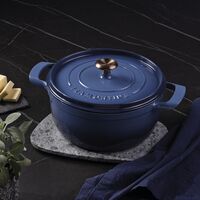 Ca&ccedil;arola Tramontina Ampezzo em Ferro Fundido com Revestimento Interno e Externo Esmaltado Azul 26 cm 5,6 L Cor Azul - SKU 28751126 - 4 image number 3