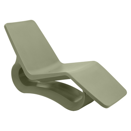 Espregui&ccedil;adeira Chaise Tramontina Octo ECO em Polietileno I''m Green Bio-Based Verde Oliva Com Furo - SKU 92708027