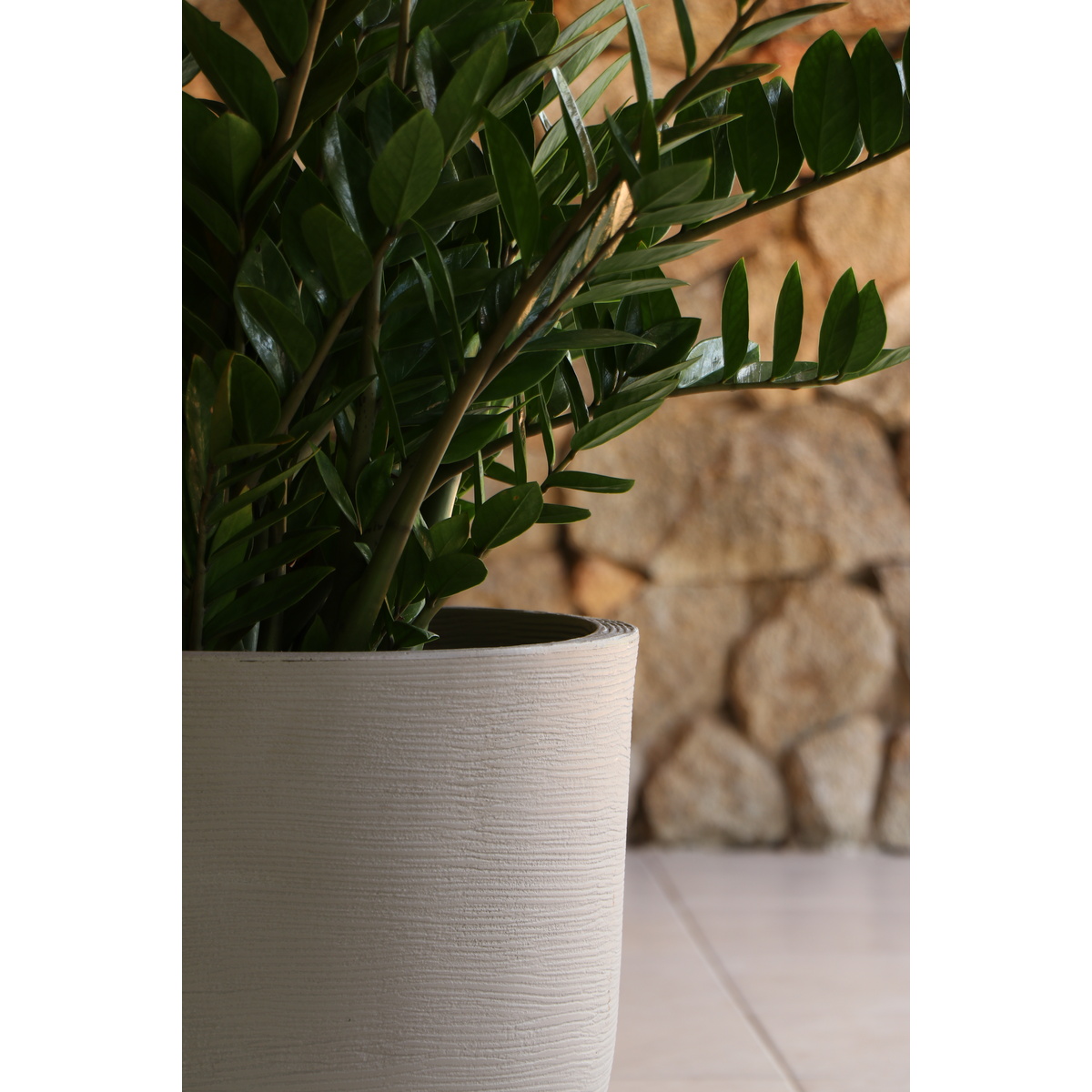 Vaso Tramontina Laos em Polietileno Concreto 45 cm Cor Concreto - SKU 92796210 - 3 image number 2