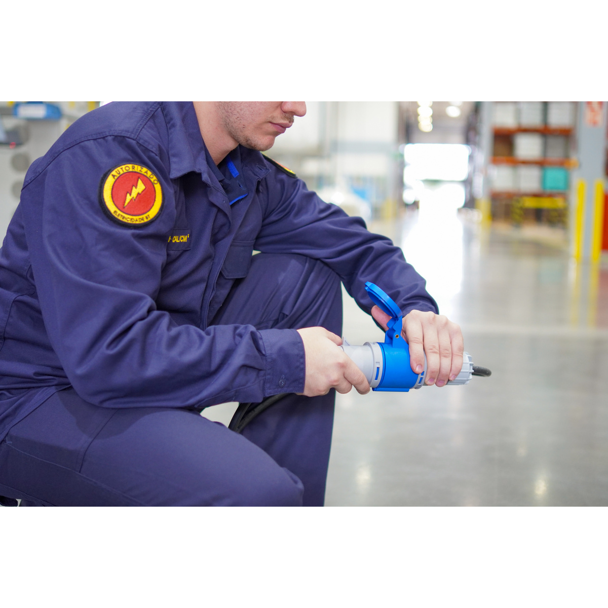 Tomada de Sobrepor Tramontina 3P+N+T 32 A 220-250 V 09h IP44 Cor Azul - SKU 56255328 - 12 image number 11