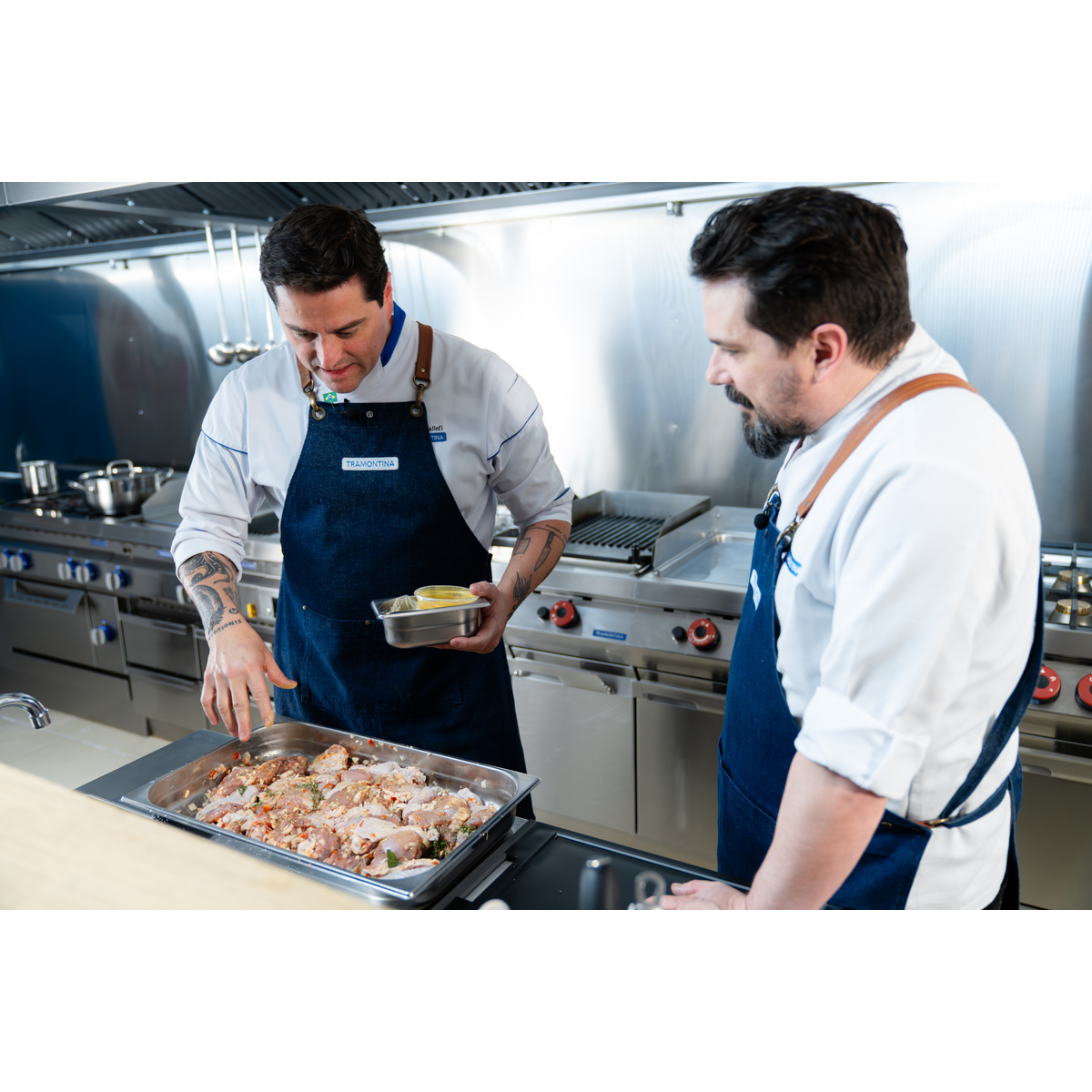 Cuba Tramontina GN 2/1 em A&ccedil;o Inox sem Al&ccedil;as Profundidade 40 mm - A&ccedil;o 304 - SKU 61050040 - 5 image number 4