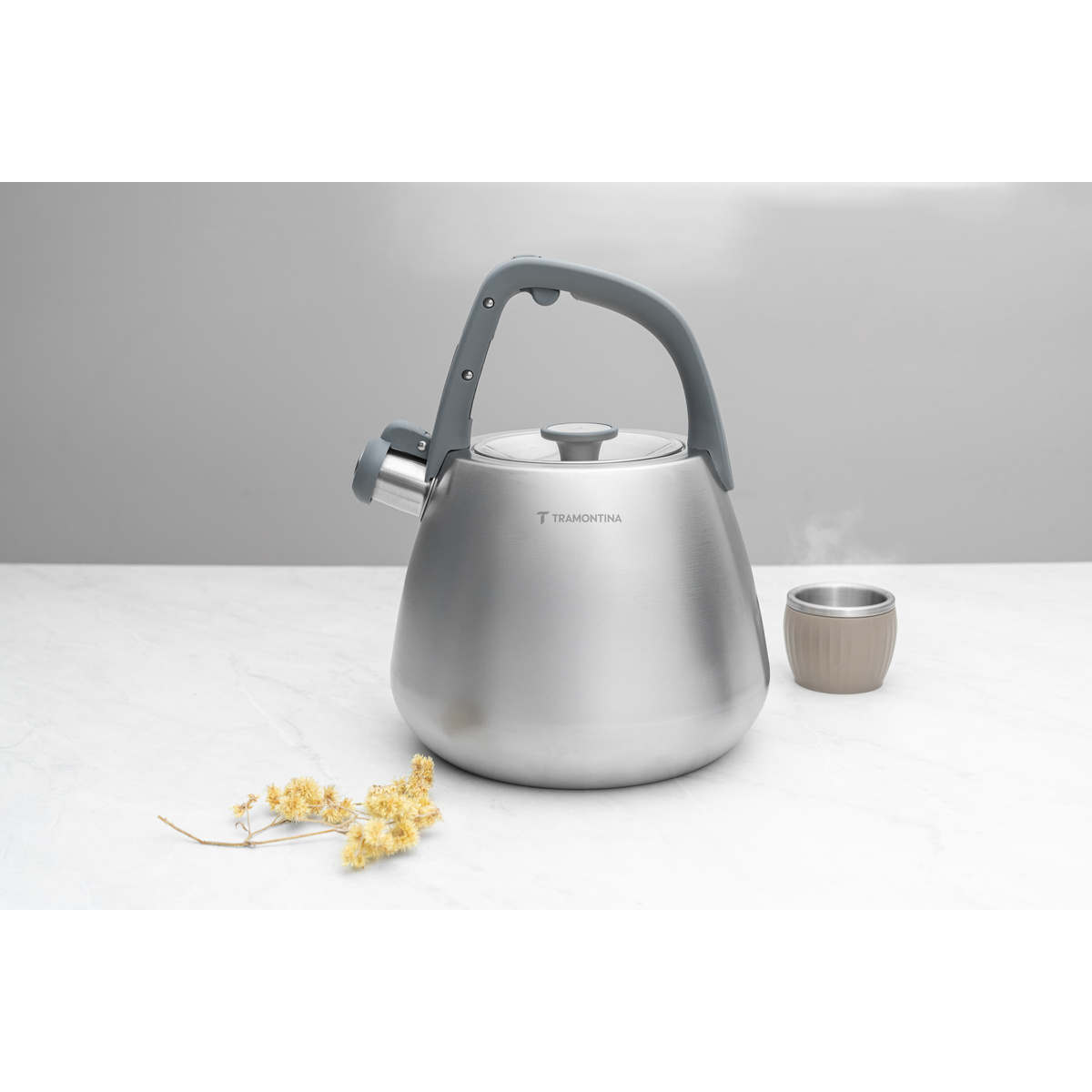 Chaleira Tramontina em A&ccedil;o Inox com Apito e Cabo de Nylon 4 L Cor Inox - SKU 61488400 - 5 image number 4