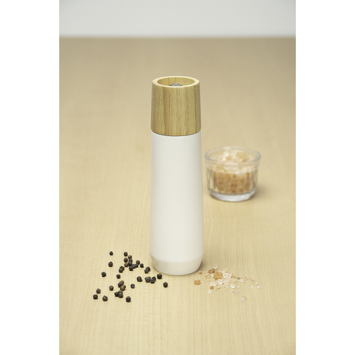 Moedor de Sal e Pimenta Tramontina Realce em Madeira Seringueira de 19,7 cm Branco Cor Branco - SKU 61657024 - 11 image number 10