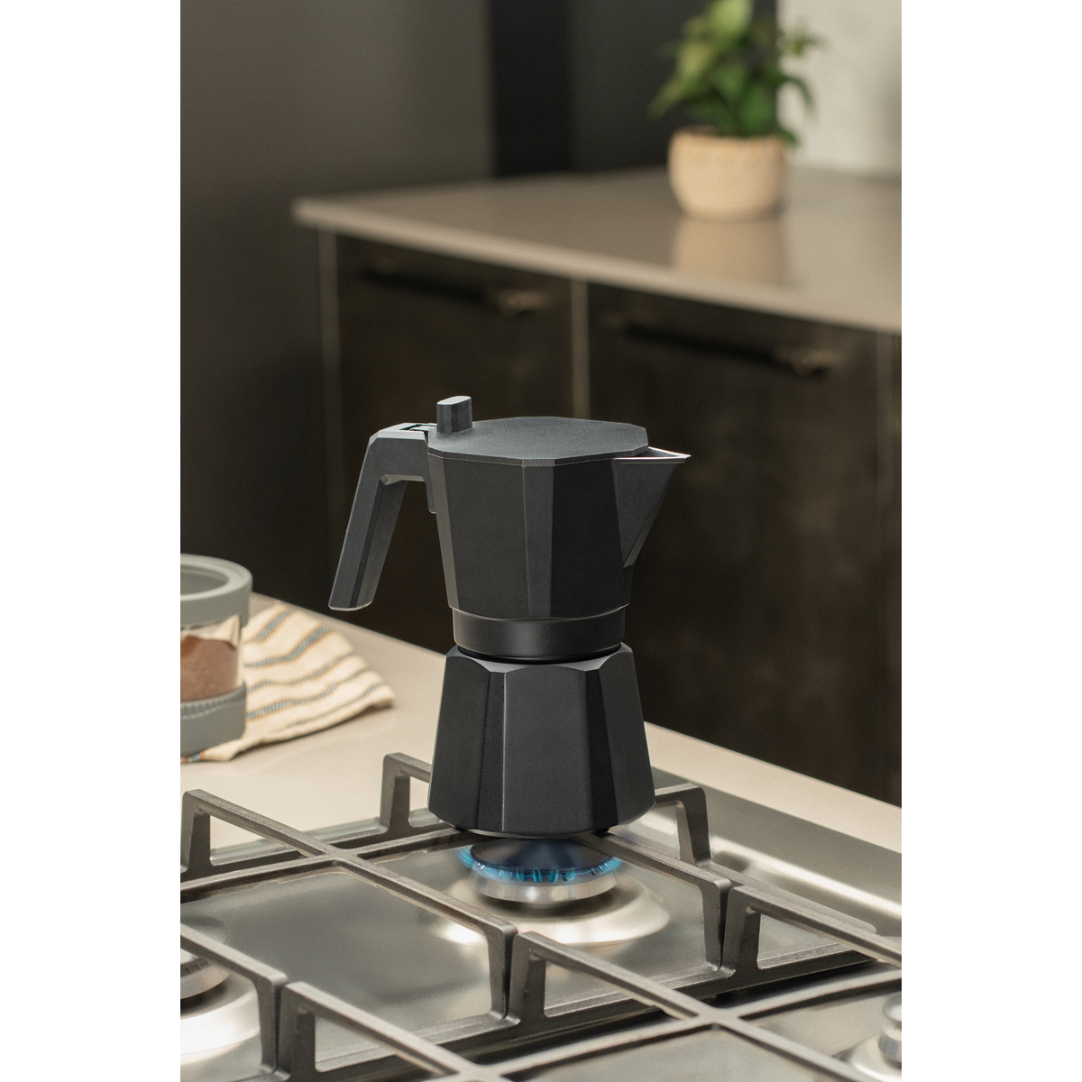 Cafeteira Expresso Italiana Tramontina em Alum&iacute;nio Preto com Cabo em Nylon 320 ml - SKU 61768040 - 5 image number 4