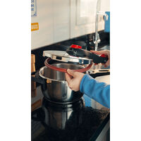 Panela de Press&atilde;o Tramontina Solar em A&ccedil;o Inox Fundo Triplo com 5 Dispositivos de Seguran&ccedil;a 22 cm 4,5 L Cor Inox - SKU 62513223 - 26 image number 25