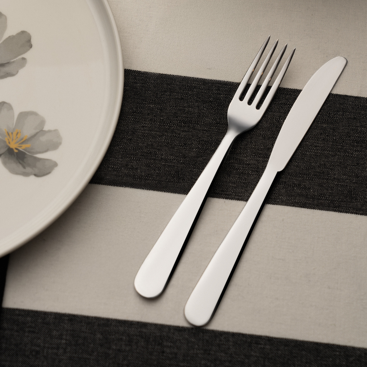 Garfo de Mesa Tramontina Cambori&uacute; em A&ccedil;o Inox Cor Inox - SKU 63904020 - 4 image number 3