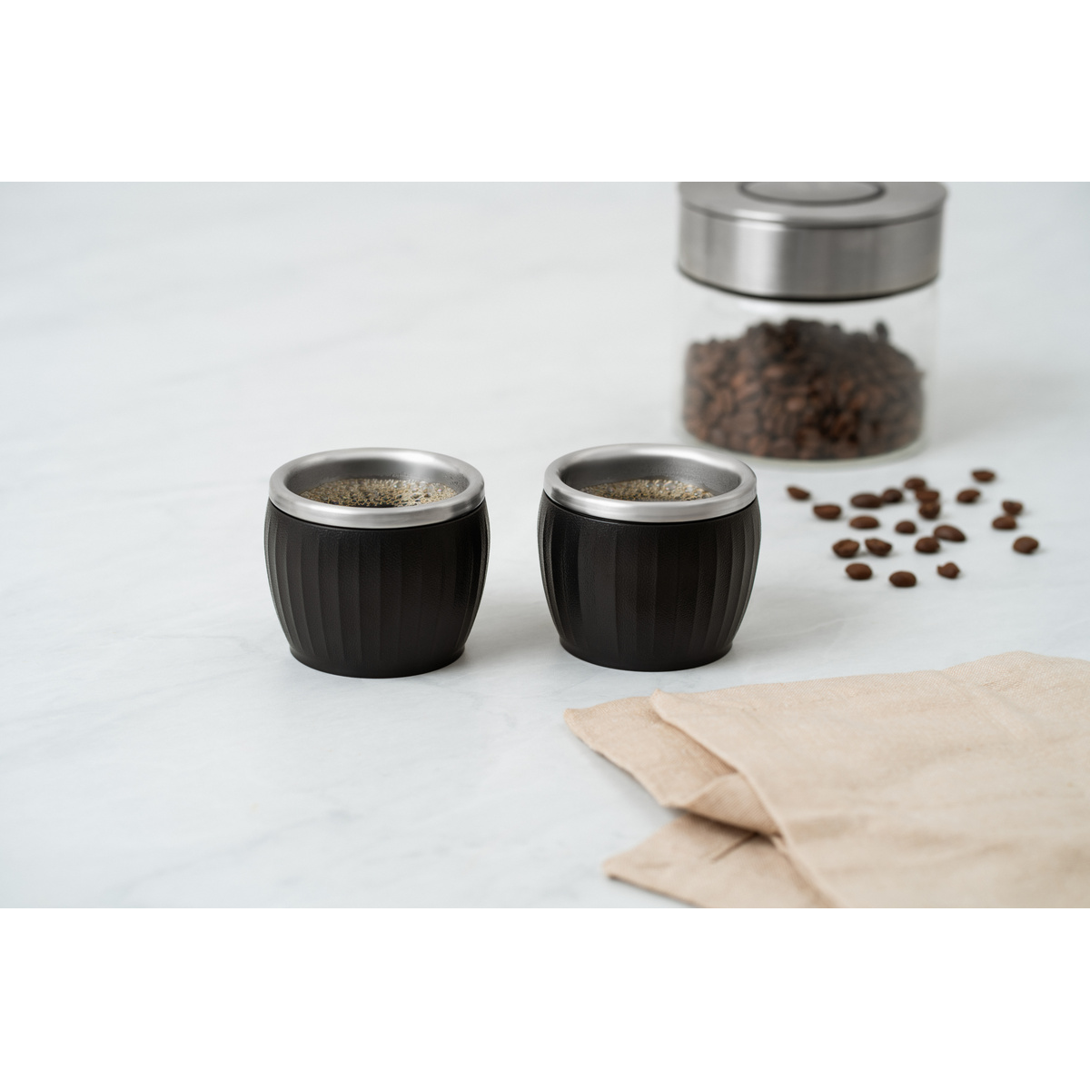 Conjunto de X&iacute;caras para Caf&eacute; Tramontina Empilh&aacute;veis em A&ccedil;o Inox com Revestimento em ABS Preto sem Al&ccedil;a 2 Pe&ccedil;as 80 ml - SKU 64760343 - 2 image number 1