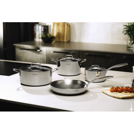 Tramontina Grano stainless steel cookware set with tri-ply body, 4