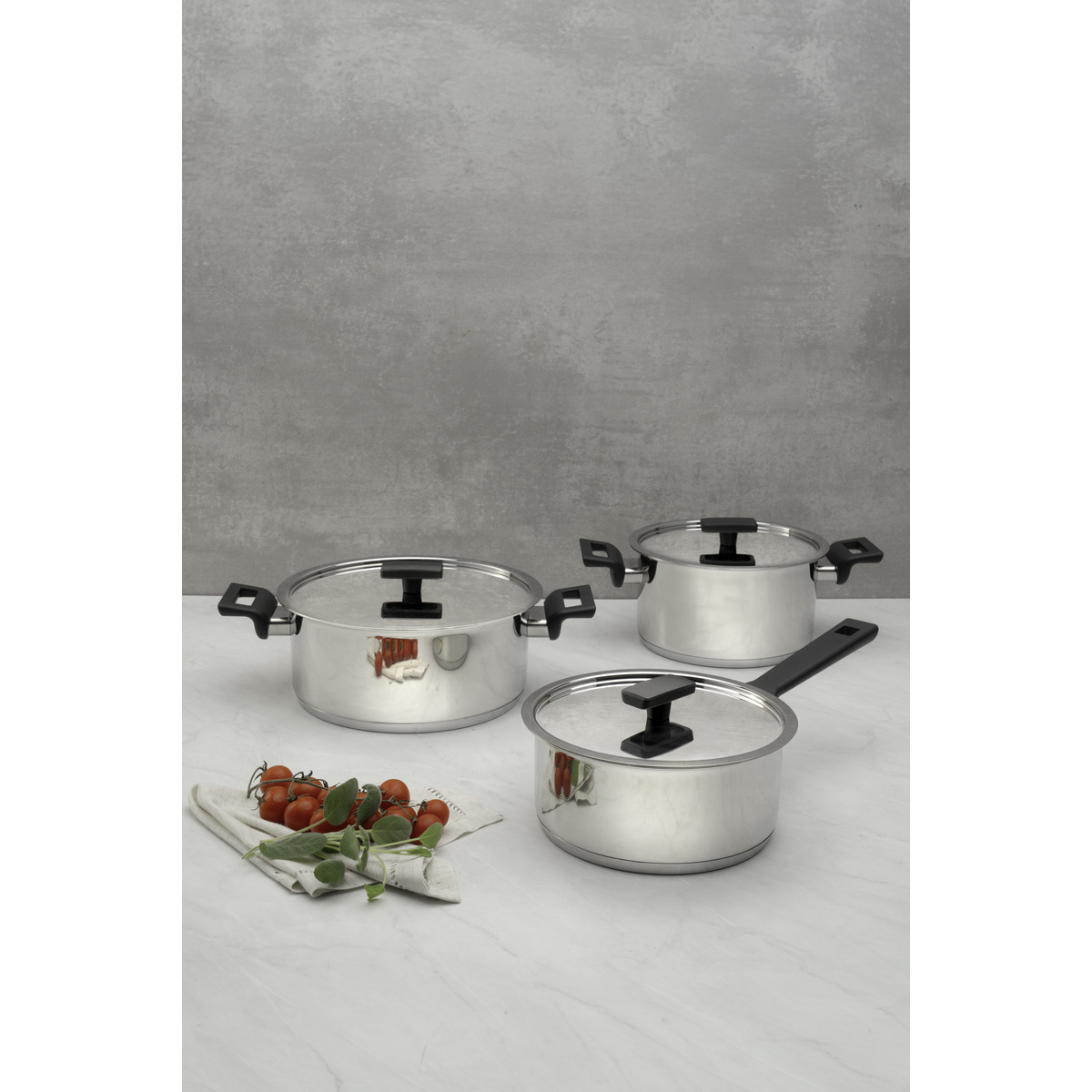 Jogo de Panelas Tramontina Vita em A&ccedil;o Inox com Fundo Triplo 4 Pe&ccedil;as Cor Inox - SKU 65680000 - 3 image number 2