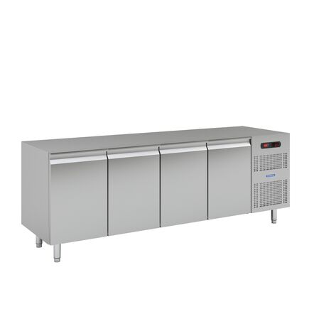 Mesa de refrigeración sin tapa, 4 puertas 2250x680 mm
