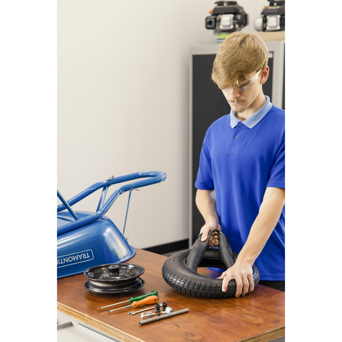 C&acirc;mara de Ar Tramontina em Borracha para Pneu 3.25/8" e 3.5/8" de Carrinho de M&atilde;o - SKU 77799898 - 3 image number 2