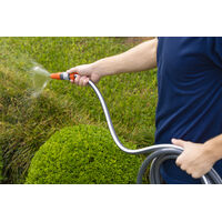 Mangueira Multi Forte 1/2" para Jardim Tramontina Cinza com Faixa Branca em PVC 4 Camadas 25 m com Engates R&aacute;pidos e Esguicho - SKU 79232255 - 4 image number 3