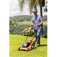 Cortador de Grama El&eacute;trico Tramontina CE35P com Di&acirc;metro de Corte de 350 mm Coletor R&iacute;gido e Chassi de Pl&aacute;stico 1300 W 220 V - SKU 79661151 - 6 image number 5