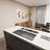 Torneira Tramontina Versatile Black em A&ccedil;o Inox com Mangueira Flex&iacute;vel e Bica Girat&oacute;ria 360&deg; Cor Preto - SKU 94520035 - 2 image number 1